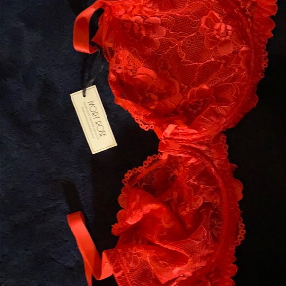 Red Bralette - Picture 2 of 2